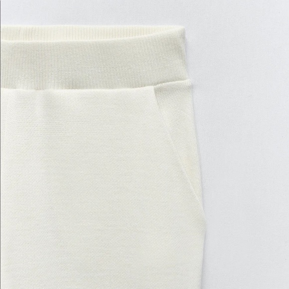 Zara
SOFT JOGGING PANTS - ecru - Picture 5 of 5